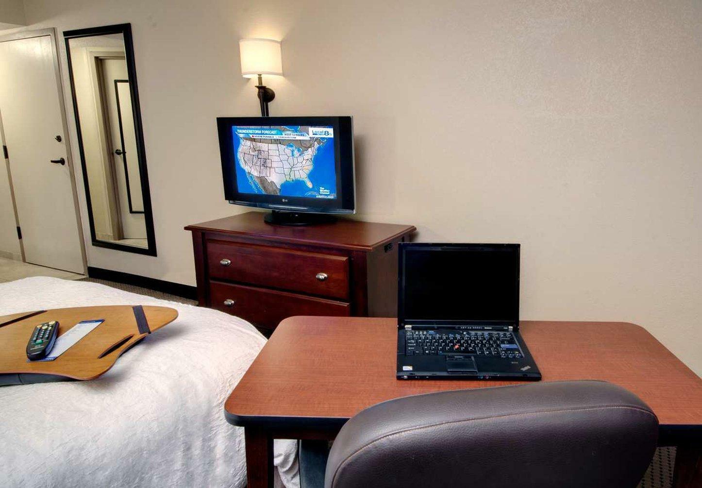 Hampton Inn Madison East Towne Mall Area Room photo